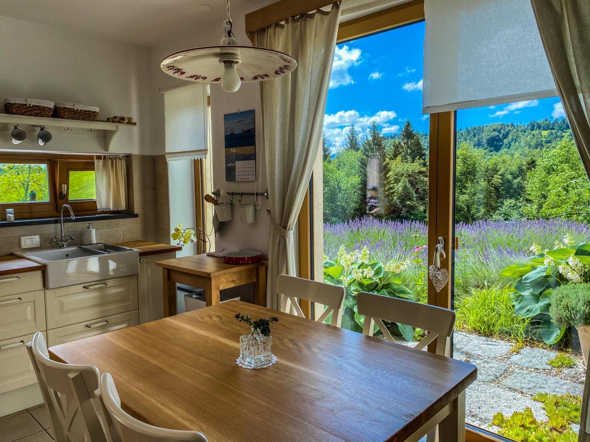 Na Kupcku Estate "Nature Reatreat & Wellness" Idrija Zewnętrze zdjęcie